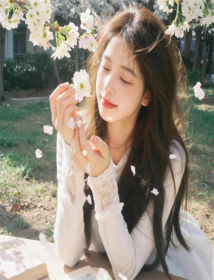 探索干物妹！小埋 第二季的奥秘：隐藏细节与深层意义